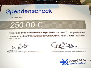 Spendenscheck ! CIMG3702